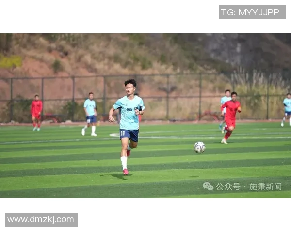 足球痴情男的追梦之路与绿茵场上的爱恋故事